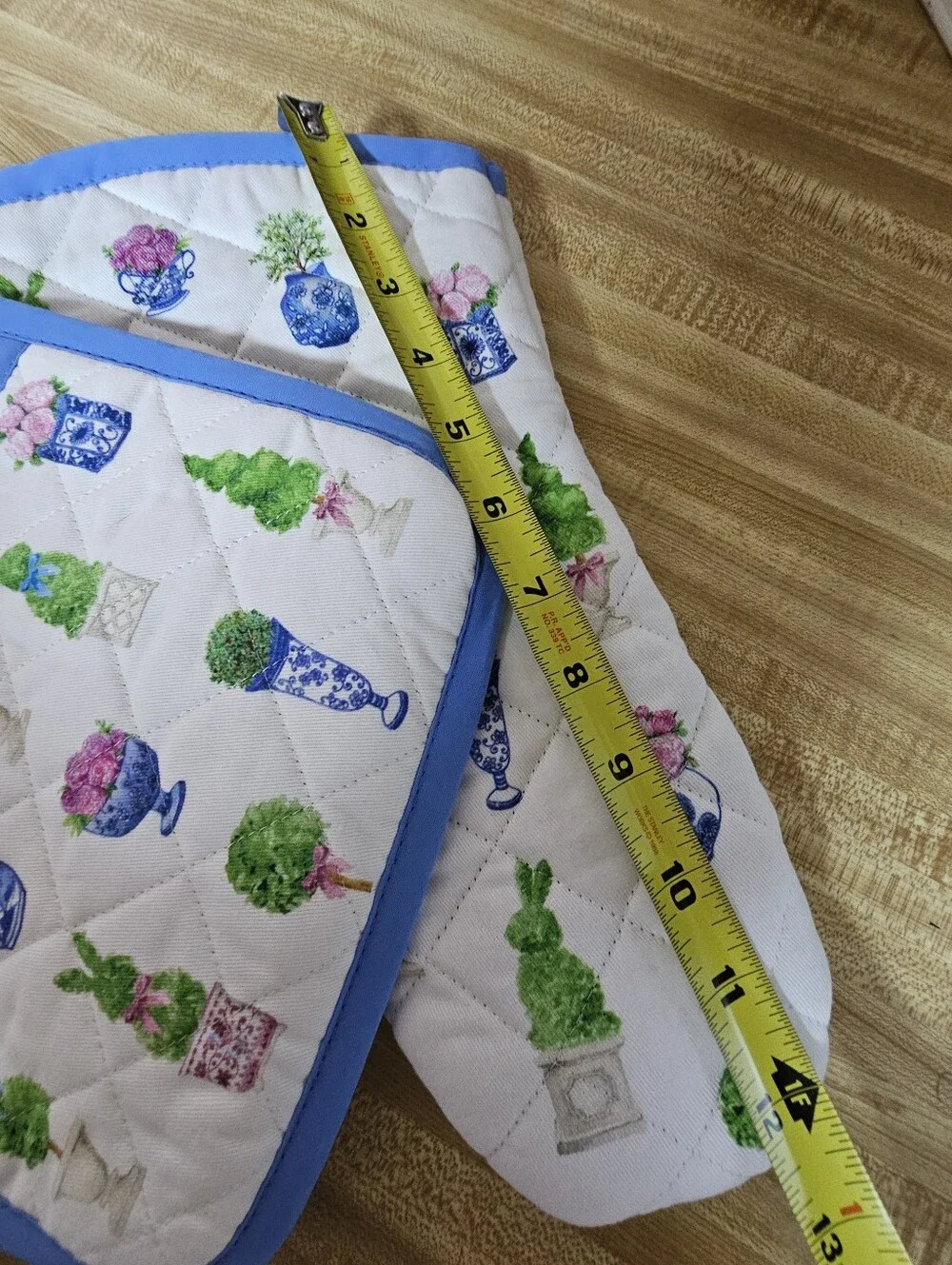 Southern Living Bunny Topiary Oven Mitt Pot Holder Set Chinoiserie Easter Blue